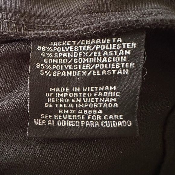 R&M Richards Black and Silver Dress Suit, Size 6, Pre-owned - Picture 9 of 9